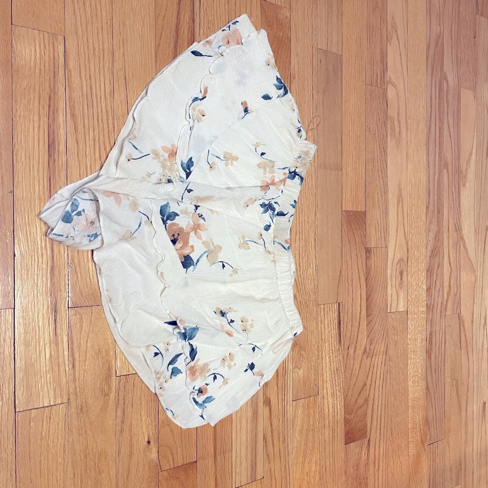 Grace Niantic Ruffled Summer Floral Shorts